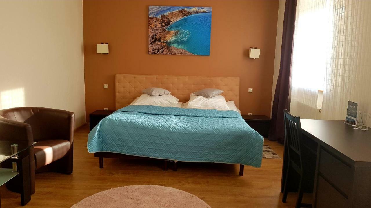 Hotel 104 Stargard Szczecinski Ngoại thất bức ảnh