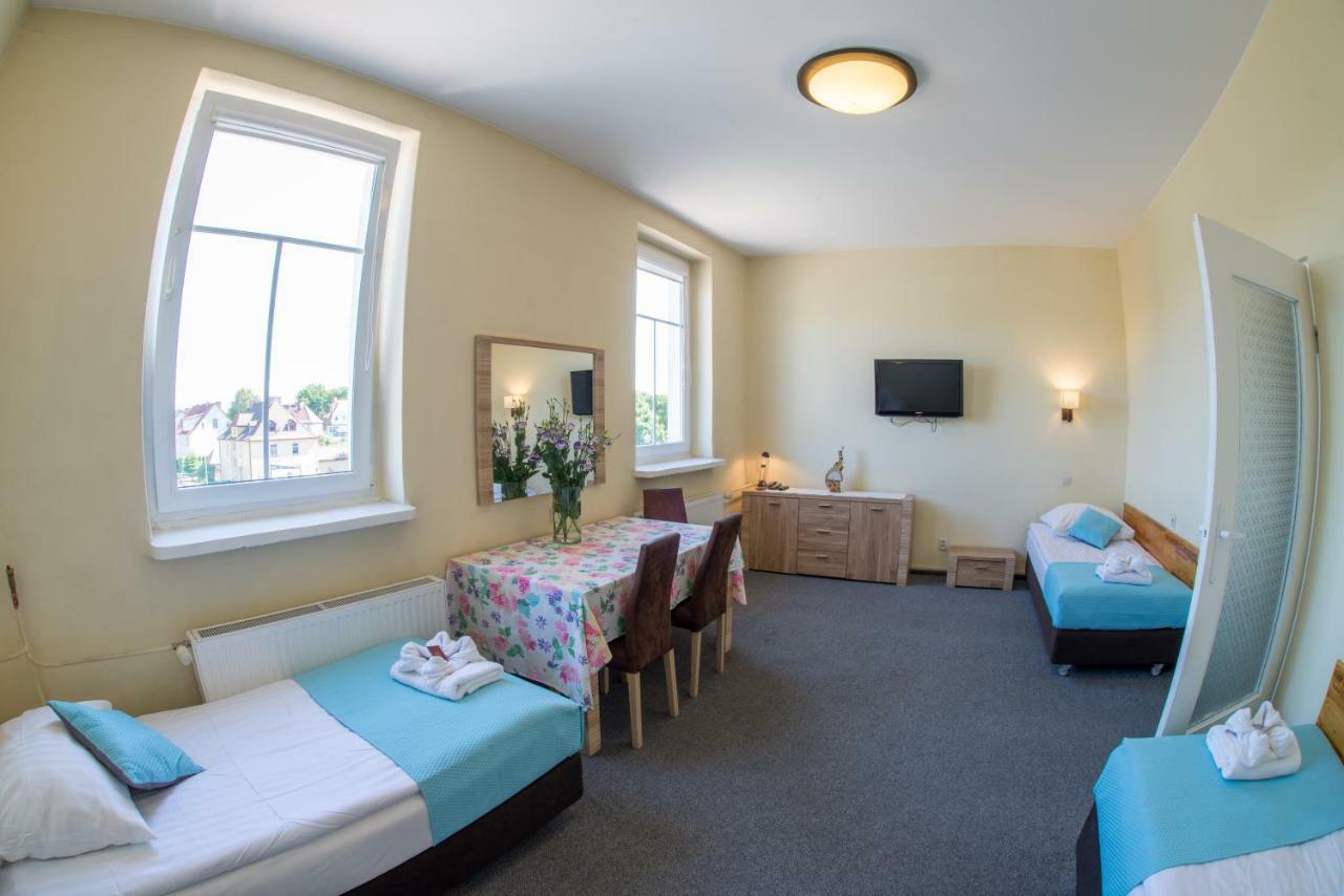 Hotel 104 Stargard Szczecinski Ngoại thất bức ảnh
